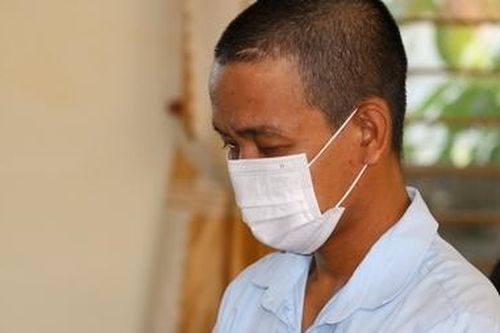 9 tháng tù cho đối tượng né chốt kiểm dịch tấn công CSGT