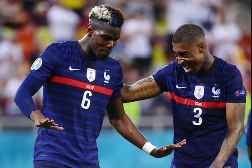 Mourinho mỉa mai Pogba