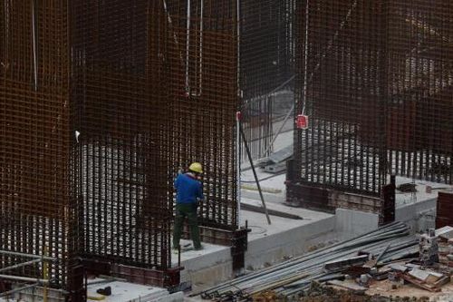 Nghịch lý: Đại dịch gây thất nghiệp, tái mở cửa lại không tìm ra lao động