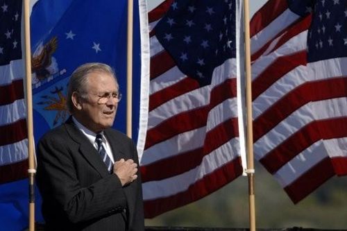Cựu Bộ trưởng Quốc phòng Mỹ Donald Rumsfeld: Không chùn bước trước những quyết định khó khăn