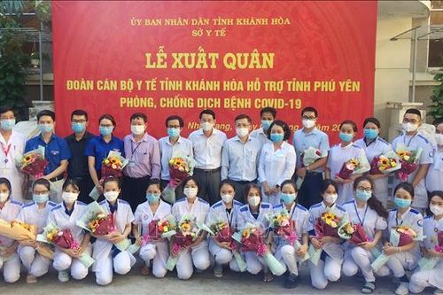 Hỗ trợ tỉnh Phú Yên đẩy lùi dịch COVID-19