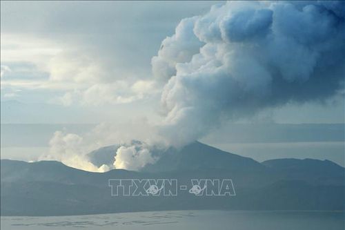Philippines cảnh báo thảm họa do núi lửa Taal phun trào