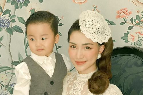 Hòa Minzy tiết lộ bức ảnh thích nhất của con trai, fan xuýt xoa 'mẹ Hòa đúng là mát sữa'