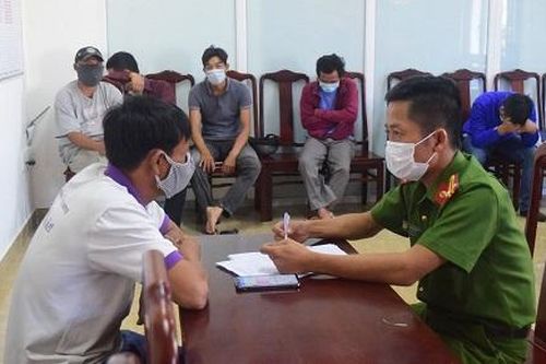 Triệt phá thành công tụ điểm cá độ bóng đá hơn 1,5 tỷ đồng ở Huế