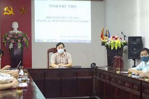 Tiếp tục thực hiện các giải pháp tháo gỡ khó khăn, thúc đẩy cụm công nghiệp phát triển