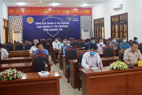 Khẩn trương xây dựng, hoàn thiện phương án phát triển cụm công nghiệp giai đoạn 2021 - 2030, xử lý tích hợp vào quy hoạch tỉnh