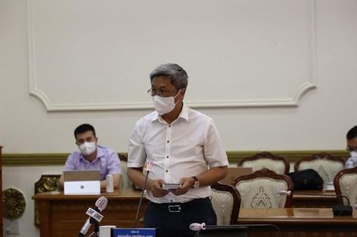 Thứ trưởng Bộ Y tế: TP Hồ Chí Minh phải đẩy mạnh lấy mẫu test nhanh