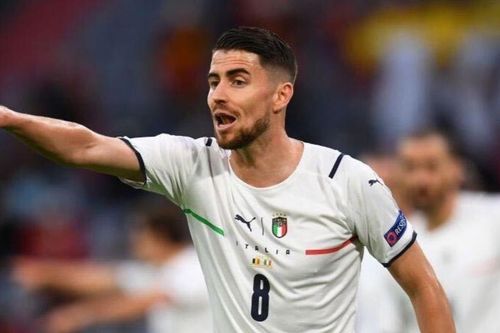 Tiền vệ Italy đạt tỷ lệ chuyền bóng chính xác 99% ở trận thắng Bỉ