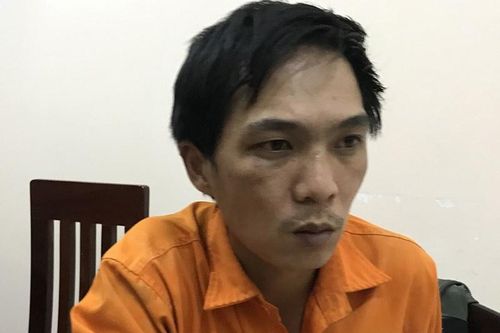 Cứu 2 bé gái bị cha tưới xăng, dọa đốt