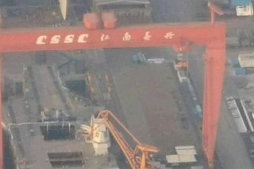 Tàu sân bay Trung Quốc đang đóng ở đâu nếu so với siêu tàu sân bay Mỹ?