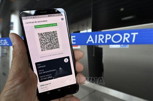 Bỉ cấm nhập cảnh với du khách từ Nga và Indonesia