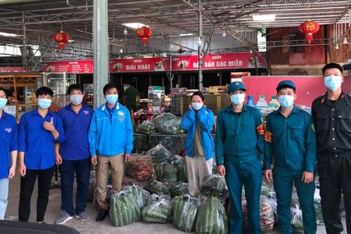 Tỉnh Đoàn thăm, động viên lực lượng tuyến đầu và các chốt kiểm dịch