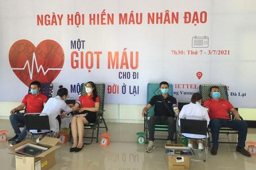 152 đơn vị máu hưởng ứng Chiến dịch Những giọt máu hồng hè