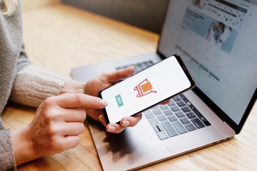 Mắc bẫy khi mua hàng online