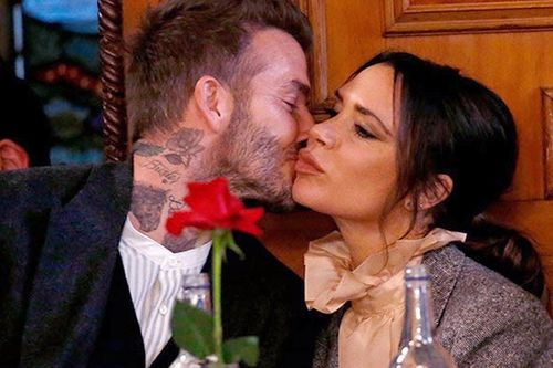 Vợ chồng David Beckham kỷ niệm 22 năm cưới