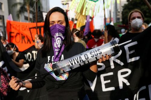 Người Brazil biểu tình đòi luận tội Tổng thống Bolsonaro