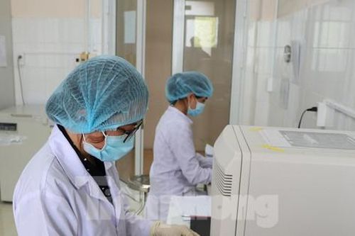 Bình Dương thêm 11 ca dương tính, giãn cách xã hội thành phố Dĩ An