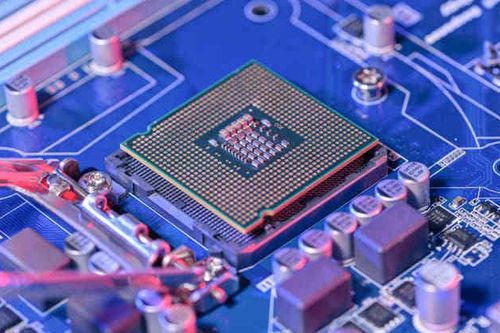 Công ty được Trung Quốc hậu thuẫn mua nhà máy chip lớn nhất nước Anh