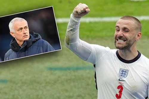 Luke Shaw đáp trả lời chỉ trích của Mourinho bằng màn trình diễn cực 'chất'