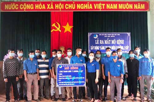 Đak Đoa ra mắt mô hình 'Làng thanh niên 2 không, 2 có'