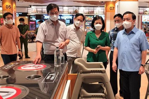 Chủ động thực hiện nghiêm biện pháp phòng, chống dịch tại trung tâm thương mại