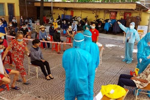 TP.HCM: Đẩy nhanh tiến độ hoạt động truy vết các ổ dịch COVID-19