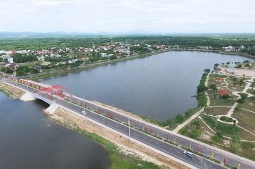 Quảng Trị: Bắt giam một thầy giáo dùng clip nóng để tống tiền