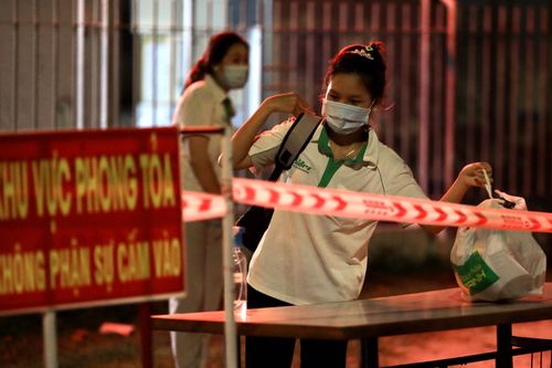 Một nhà máy trong khu công nghệ cao ở TP.HCM có 140 ca nhiễm nCoV