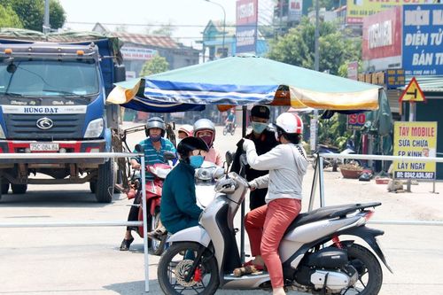 Phát hiện ca dương tính SARS-CoV-2, Thừa Thiên Huế phong tỏa chợ Lộc Thủy