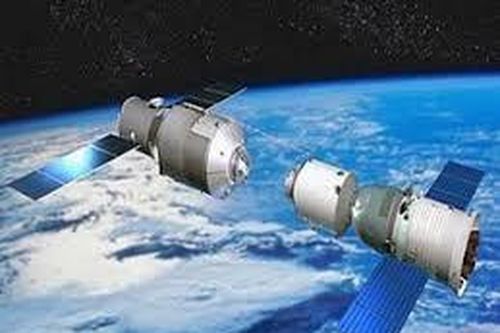 Các phi hành gia Trung Quốc lần đầu tiên đi bộ ngoài không gian