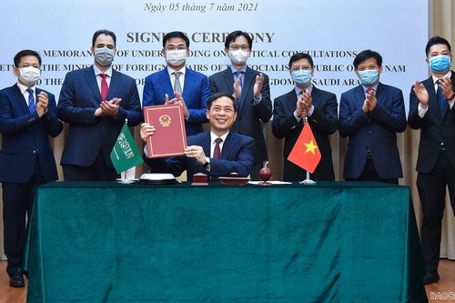 Bộ Ngoại giao Việt Nam-Saudi Arabia ký Bản ghi nhớ về tham vấn chính trị