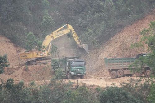 Bắc Giang: Xử phạt hơn 64 triệu đồng doanh nghiệp khai thác đất làm gạch trái phép
