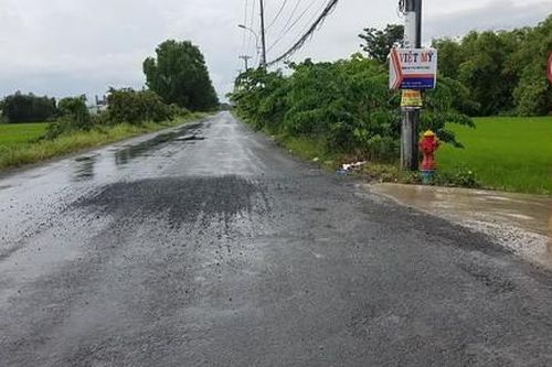 Truy xét vụ dùng dao dọa chém, cướp xe người đi đường ở Sài Gòn