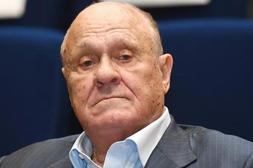 Đạo diễn phim 'Moskva không tin vào giọt nước mắt' Vladimir Menshov qua đời