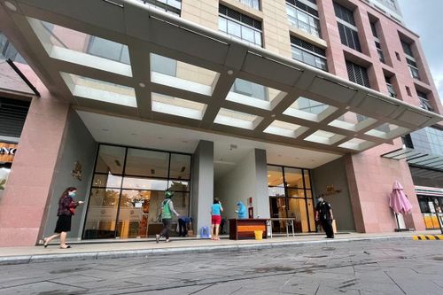 Phong tỏa tầng 29 tháp S4 của chung cư The Sun Avenue