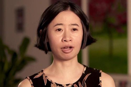 Người phụ nữ bới thùng rác tìm đồ ăn, tiết kiệm tiền mua nhà ở Mỹ