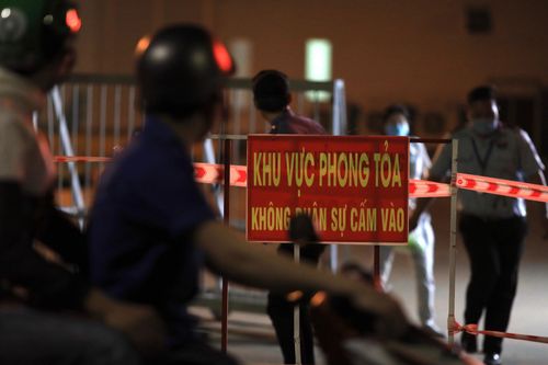 Quận 7 phong tỏa 3 khu vực từ 18h ngày 8/7