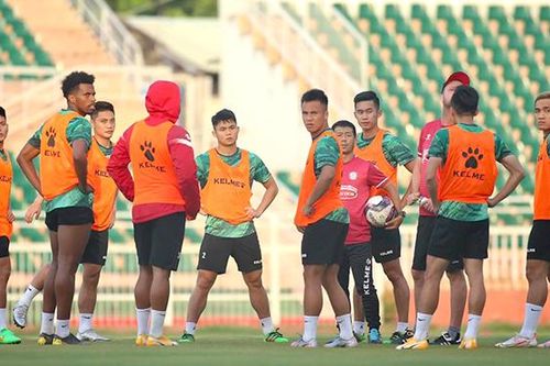 V-League thi đấu tập trung: 'Cả làng' đều khó khăn
