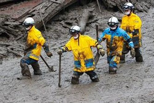 Nhật Bản dốc toàn lực cứu hộ các nạn nhân trong vụ lở đất