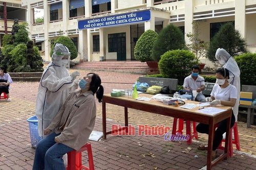Bình Phước xét nghiệm Covid-19 cho hơn 10.000 thí sinh
