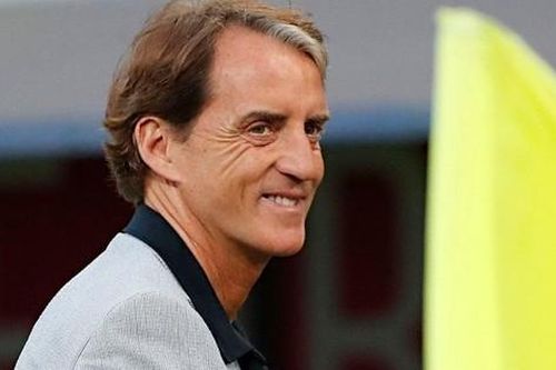 Mancini bảo vệ trò cưng, hết lời khen ngợi HLV Enrique trước đại chiến