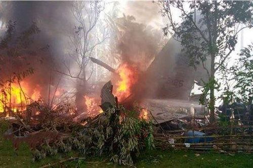 Việt Nam chia buồn với Philippines việc máy bay quân đội gặp nạn