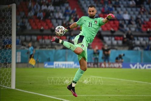 EURO 2020: Đội tuyển Italy trên đôi tay người khổng lồ… thất nghiệp