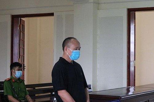 Người đàn ông nhận án tử bật khóc tại tòa, gửi lời xin lỗi vợ con