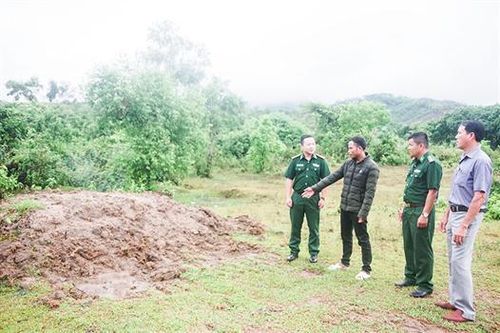 Người dân thôn Hà Lệt mong chờ một công trình thủy lợi
