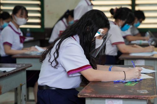 'Sóng' của Xuân Quỳnh vào đề thi môn Ngữ văn