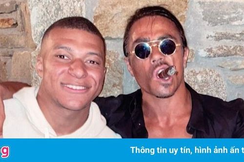 Sao tuyển Pháp ăn ở nhà hàng của 'thánh rắc muối'