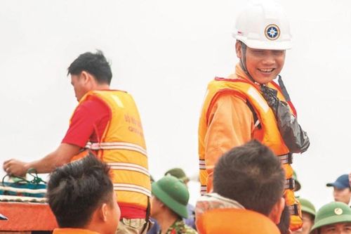 Thuyền viên đầu tiên của Việt Nam nhận giải thưởng của Tổ chức Hàng hải quốc tế