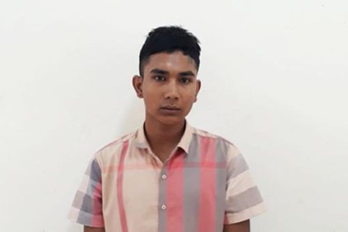 Dùng dao giải quyết mâu thuẫn