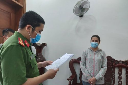 Đà Nẵng: Bắt tạm giam 2 đối tượng cho vay nặng lãi